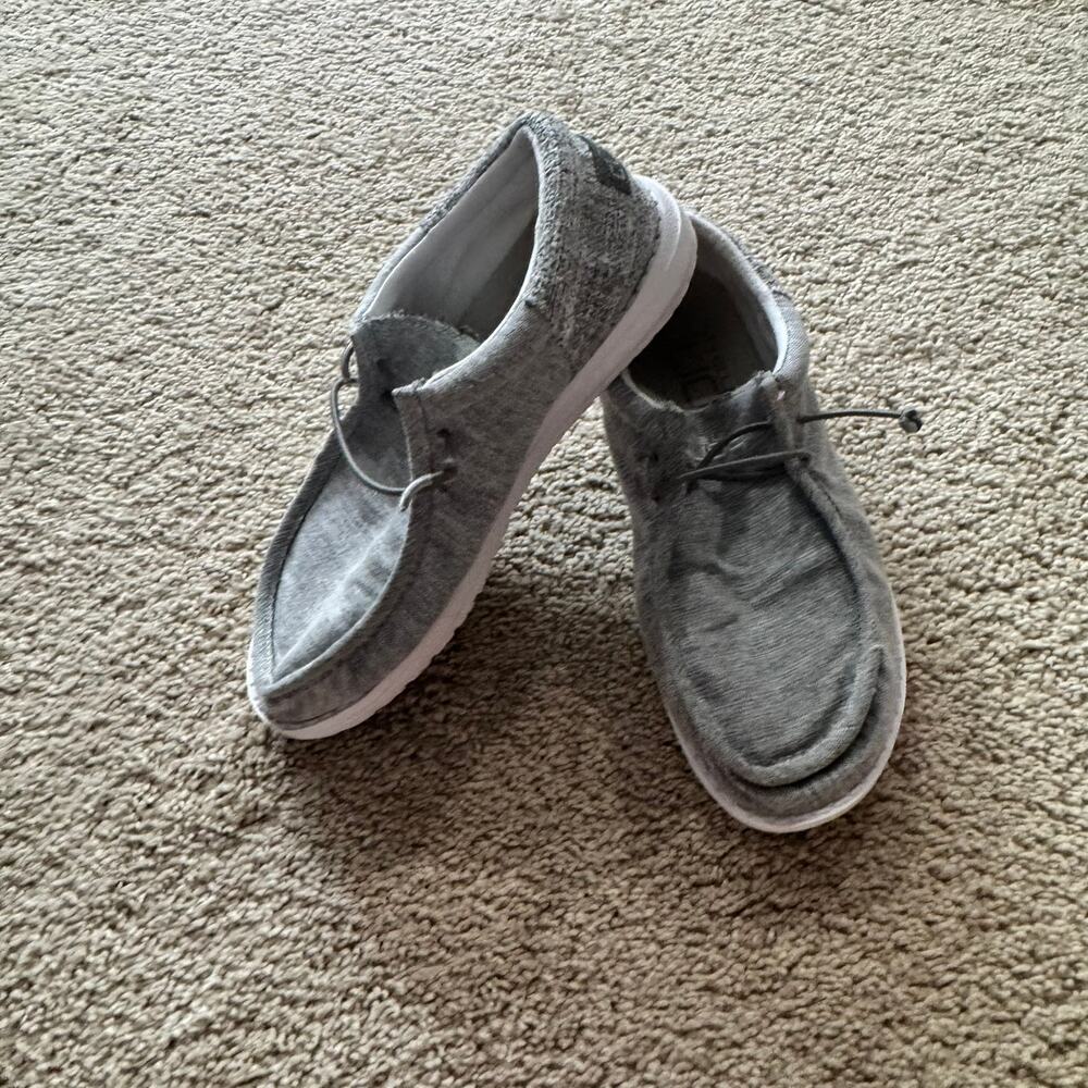 Hey Dude Wally Heather Gray Slip On Loafers Shoes Youth Size 5 - 6 Easy On Off